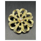 Vintage flower brooch pin.