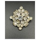 vintage rhinestone brooch pin. Domed shape.