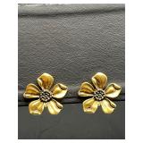Vintage gold-tone floral clip on earrings