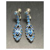 Vintage blue rhinestone screw-back earrings