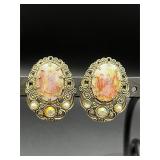 courting couple cameo filigree rhinestone clip on
