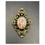 Vintage cameo courting couple brooch pin pendant.