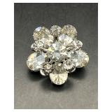Vintage flower-shaped rhinestones  brooch pin