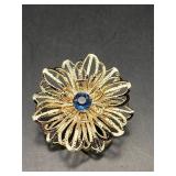 Vintage gold tone flower brooch pin