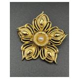 Vintage marked Boucher 8721 brooch pin