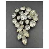 Vintage Rhinestones brooch pin.