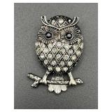 Owl rhinestones brooch pin.