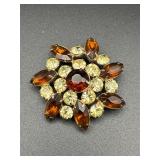 Vintage prong set brooch pin.