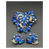 Vintage blue rhinestone brooch clip on earrings