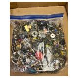 Crafting lot. Broken jewelry, Over 6 pounds.