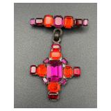 vintage geometric brooch pin. Prong set.