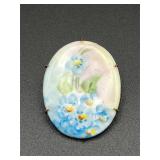 Vintage Porcelain brooch pin. C clasp.
