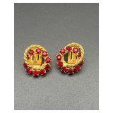 Vintage marked park lane clip on earrings.