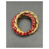 Vintage round circle brooch pin.