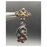 Vintage dangling purple rhinestones brooch pin.