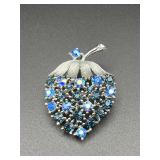 vintage Lisner strawberry brooch pin.
