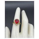Ring. Clear and red rhinestones.