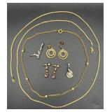 Jewelry lot. Long gold tone chain necklace, small