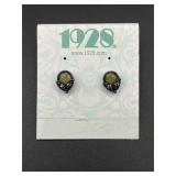 pair of stud earrings on 1928 card.
