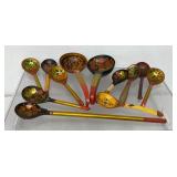 12 Vintage wooden Russian Khokhloma folk art