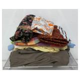Tablecloths, pillow cover, material pieces