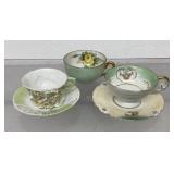 Vintage teacups and saucers