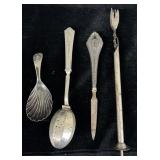 Tea strainer with sterling silver handle 28g,