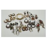 17 pairs of vintage earrings, 2 pairs with