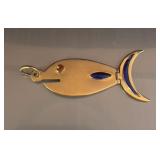 18k Gold with Blue enamel fish pendant 13.31g