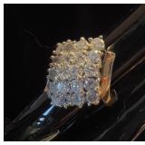 14k yellow gold and 20 diamonds ring each 1/4 or