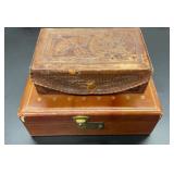 2 Vintage jewelry boxes. Largest one 10x7