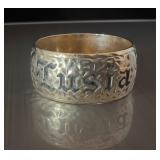 14 K gold band Hawaiian Lusia engraved love Sose