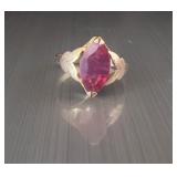 Gold ring size 7.25, 1.25g, stamped QT K7 26,