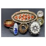 6 Vintage rings, The ring with a mirror was made