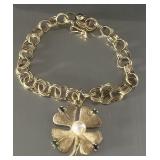 SSS 14K Gold Shamrock Charm Bracelet with Center