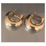 14k gold earrings 8.9g