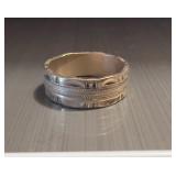14k gold band size 5, 2.93g