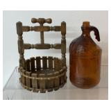 Vintage Mid-Century wooden Wishing Well