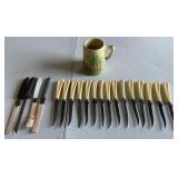 19 knives and a mug, vintage Quikut steak knives,