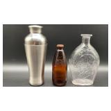 Stainless steel cocktail shaker Oggi Corporation,