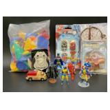 Marvel & DC Superhero Figure Lot and Toys & Games