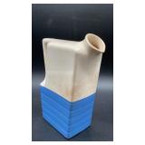 Vintage Universal Potteries Inc. Cambridge