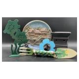 Vintage 3D chalkware decorative plaque resembling