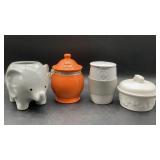 Dishes, ceramic pear covered dish, Pampered Chef