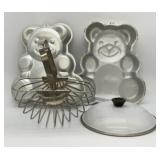 Vintage 1982 Wilton Bear cake pans, Club lid,