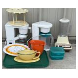 Vintage kitchen items,14-speed Waring Nova I