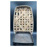 Vintage square woven flat tray. 2.5in tall x 11in