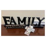 Family Sentiment Sign Collection with Decorative