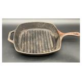 Vintage Lodge Cast Iron Square Grill Pan with