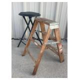 Werner W130-4 2 Ft Wood Step Ladder & Folding